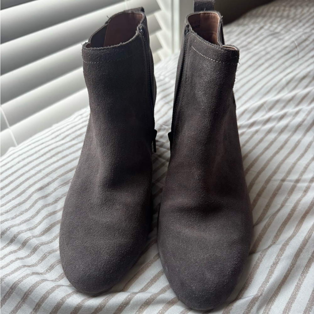 Vionic Women's Greige Wedge Ankle Boots